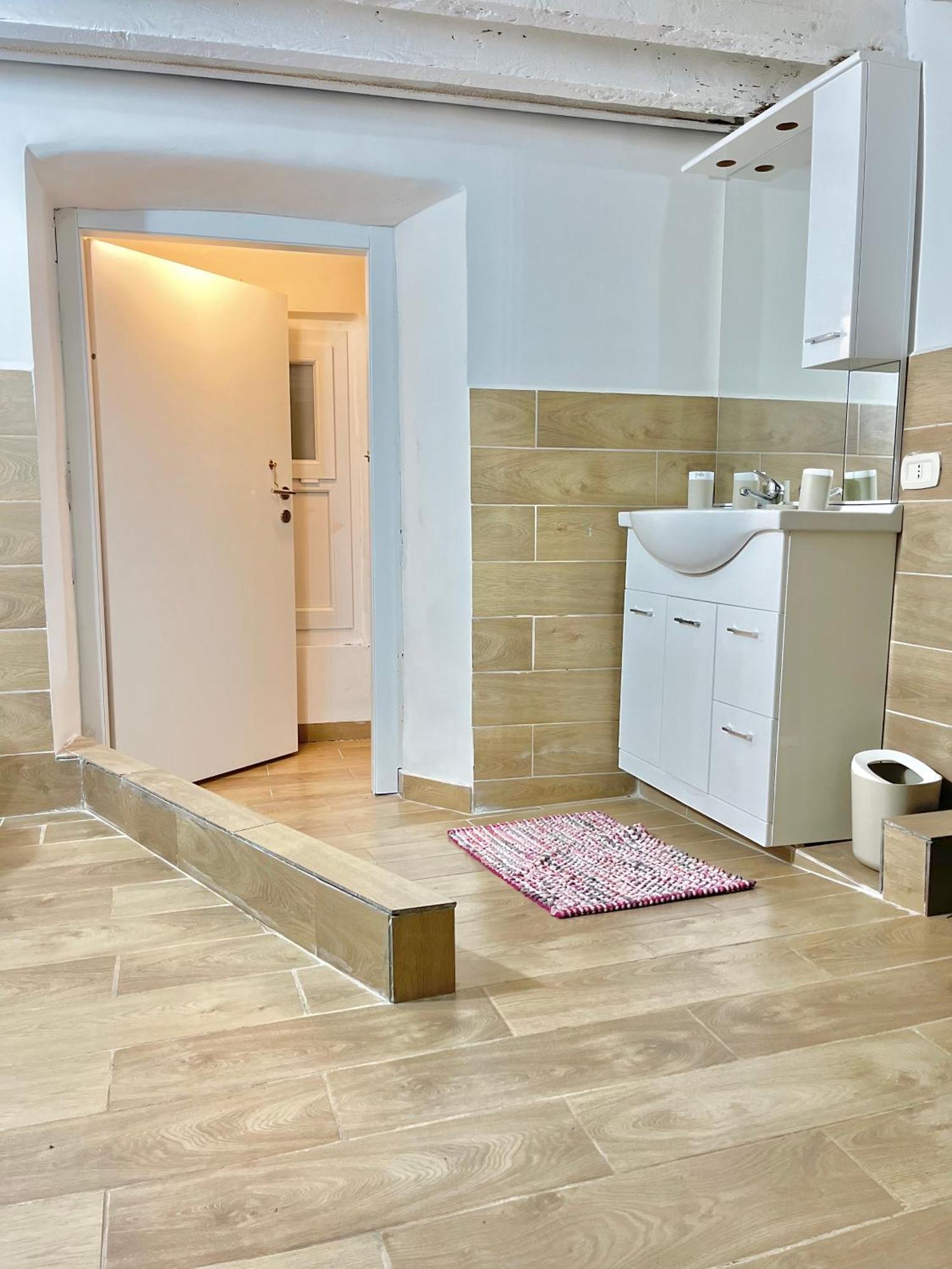 Genova Centro Affittacamere- Bagno In Comune 外观 照片